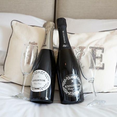 Knightor Manor Bed & Breakfast Penwithick Екстериор снимка