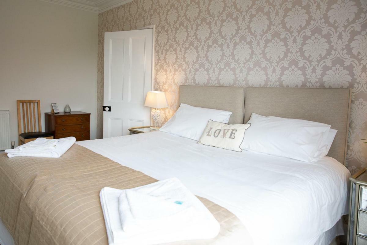 Knightor Manor Bed & Breakfast Penwithick Екстериор снимка