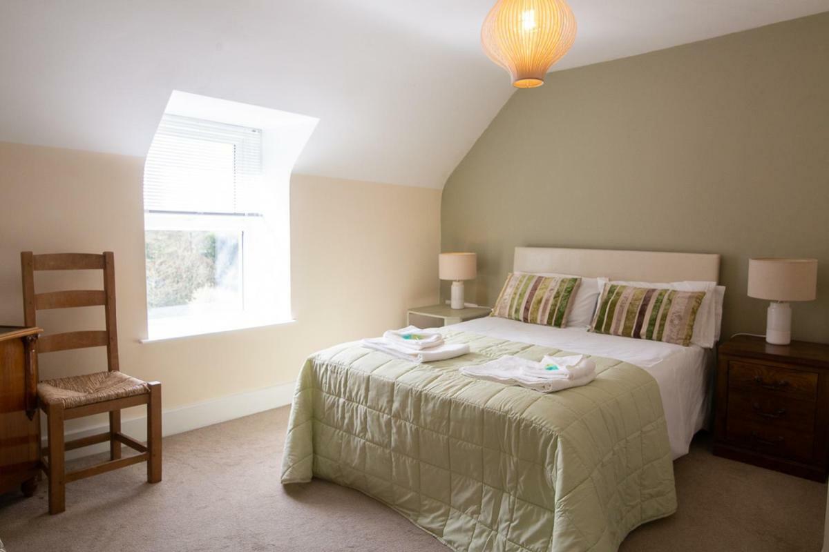 Knightor Manor Bed & Breakfast Penwithick Екстериор снимка